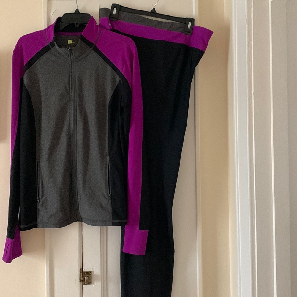 Xersion active wear pants and jacket in black and mauve XL.